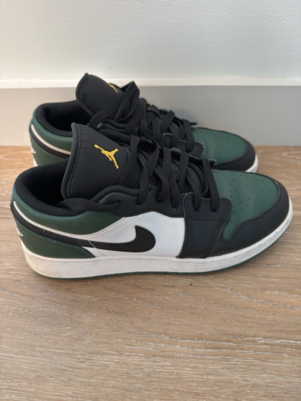 Jordan Low Top Sneakers in Green, Black & White with Gold Jumpman